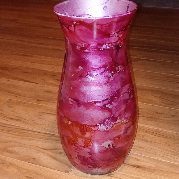 Pink Swirl Vase - Picture 1 of 8